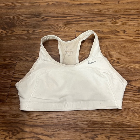 Nike White Sports Bra Size Small - Picture 1 of 6